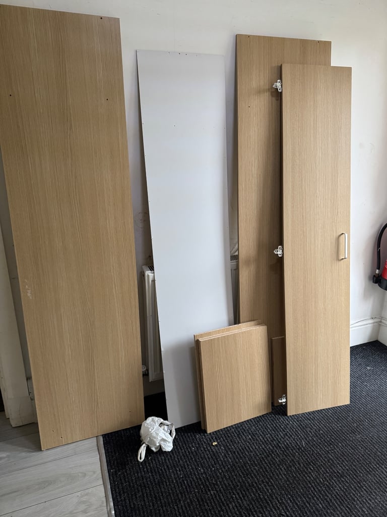 Single wardrobe, Like new