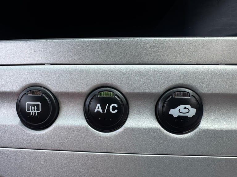 2005 Honda Civic 2.0 i-VTEC Type-R 3dr / 13 SERVICES / FACELIFT EP3 CIVIC