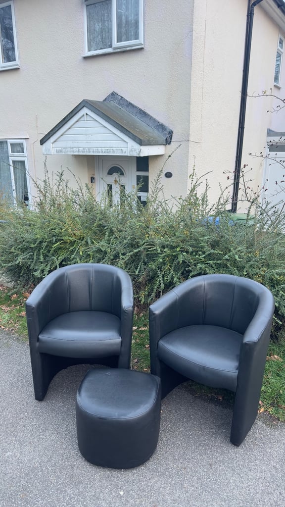 image for 2x sofa set with stool 