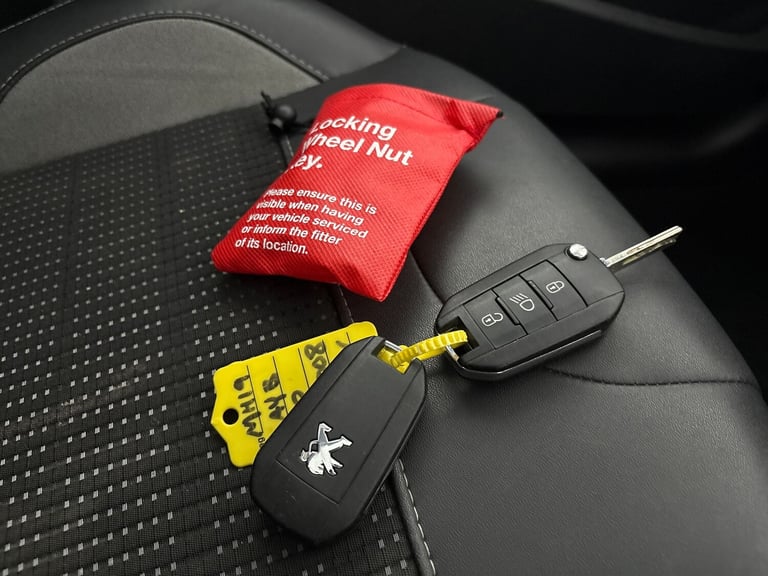 2019 Peugeot 2008 1.2 PureTech Allure Premium 5dr [Start Stop] HATCHBACK PETROL Manual