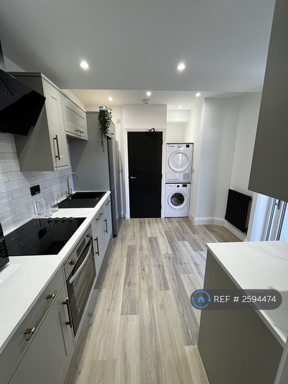 1 bedroom in Lower Hester Street, Northampton, NN2 (#2594474)