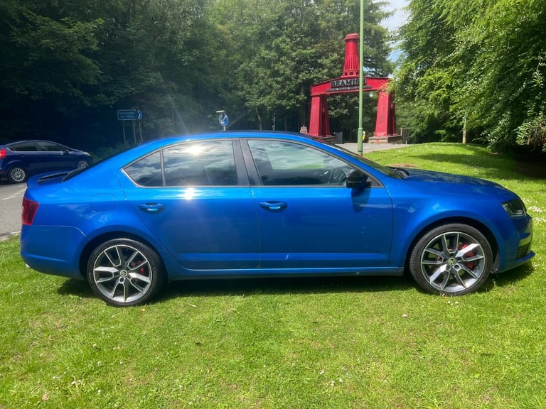 SKODA OCTAVIA 2.0 TDI vRS Blue Manual Diesel 2014