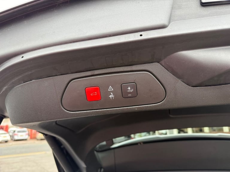 2018 68 VAUXHALL GRANDLAND X 1.2 TURBO SPORT NAV SUV 5DR PETROL MANUAL EURO 6 (S