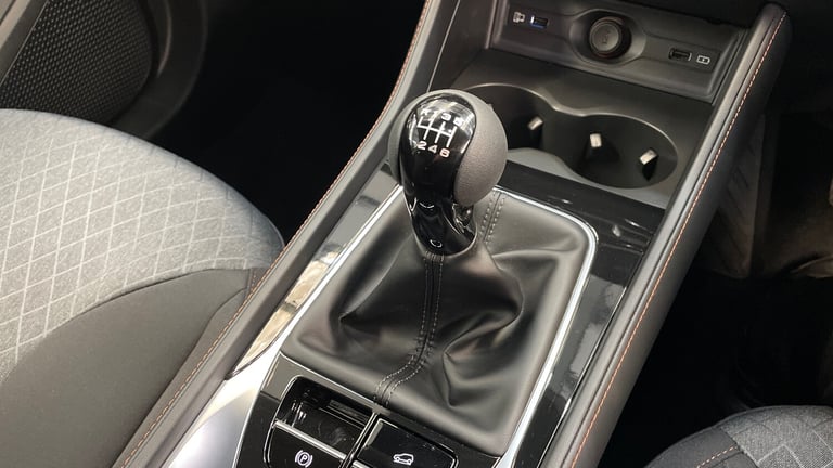 2024 MG HS 1.5 T-gdi SE Petrol