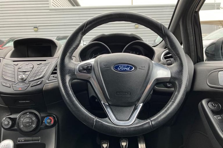 2016 Ford Fiesta 1.0 EcoBoost ST-Line Navigation 3dr Manual Hatchback Petrol Manual