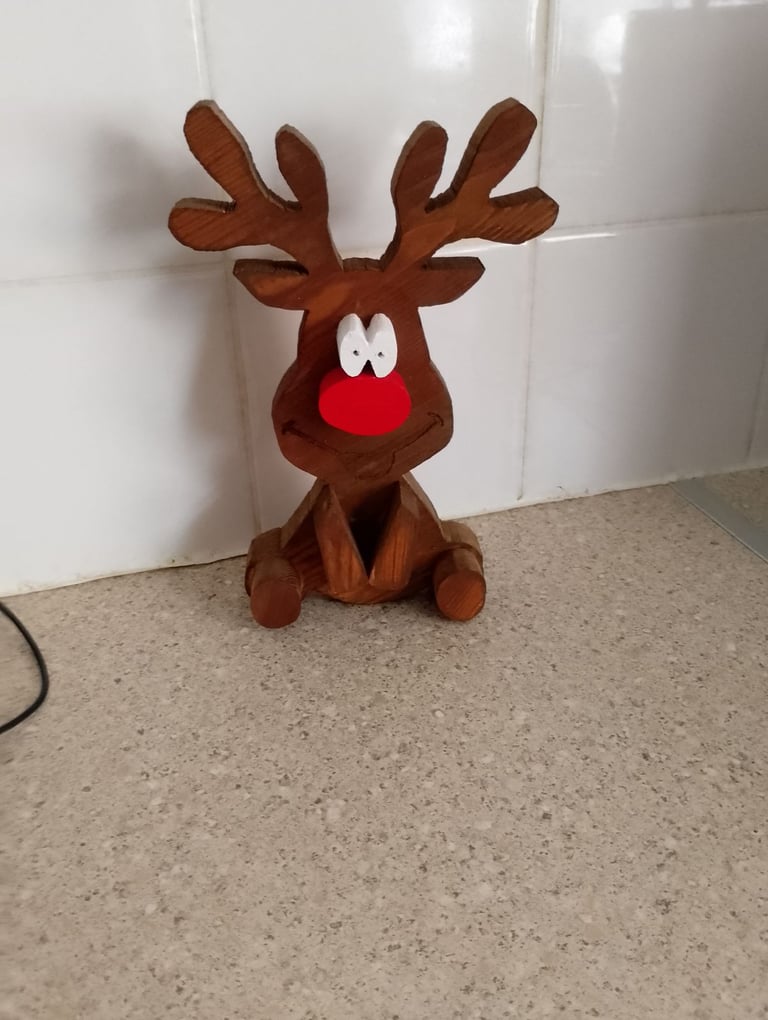 Wooden reindeer 