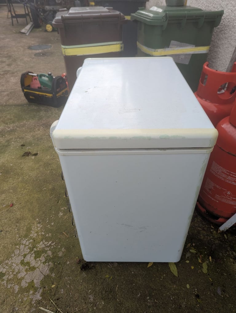 Chest freezer 