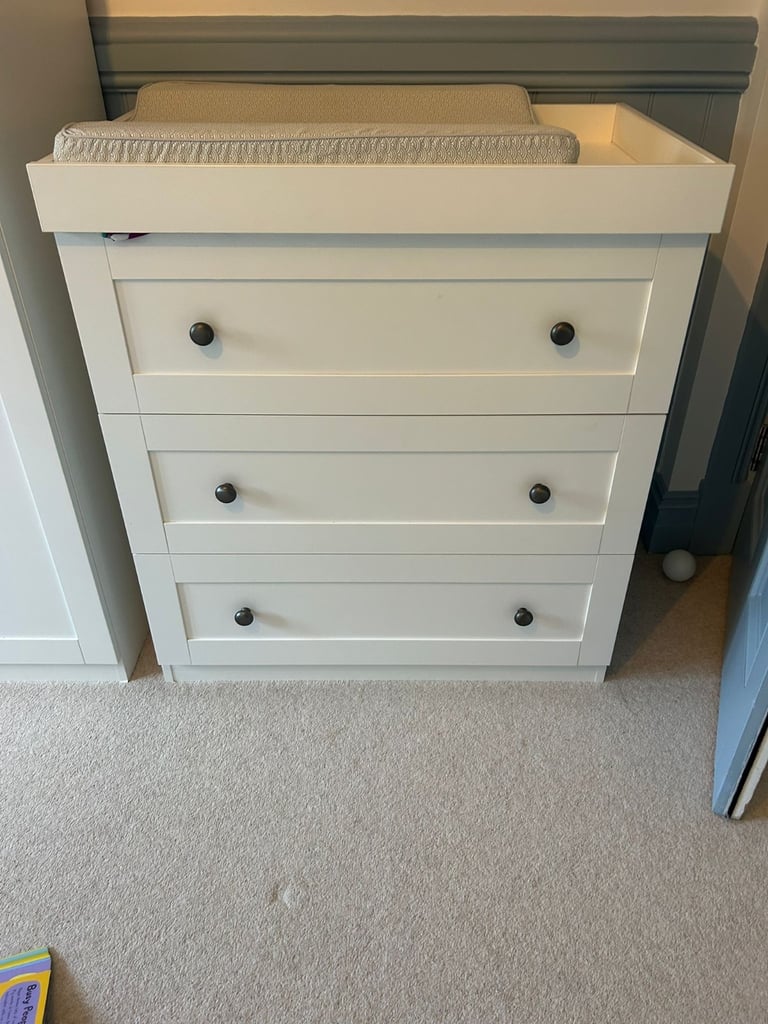 Silver Cross Furniture set, wardrobe, changing table and cot