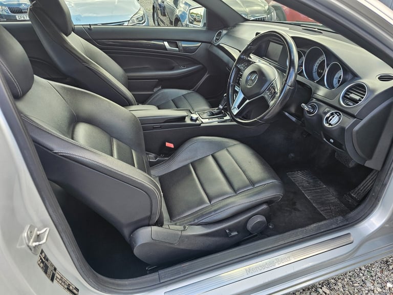 2013 Mercedes-Benz C-Class C220 CDI BlueEFFICIENCY Executive SE 2dr Auto COUPE Diesel Automatic