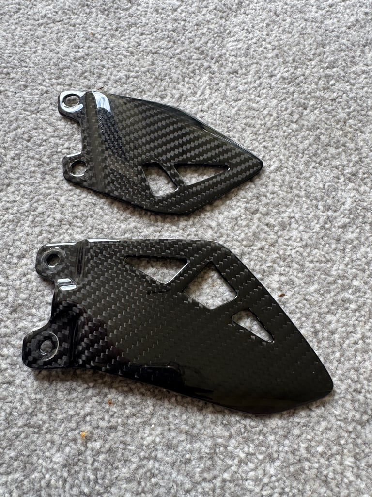 Carbon fibre heel guards ZX10R 2016-2024 
