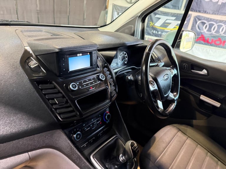 FORD TRANSIT CONNECT 1.5 240 EcoBlue Limited L2 Euro 6 (s/s) 5dr 2019