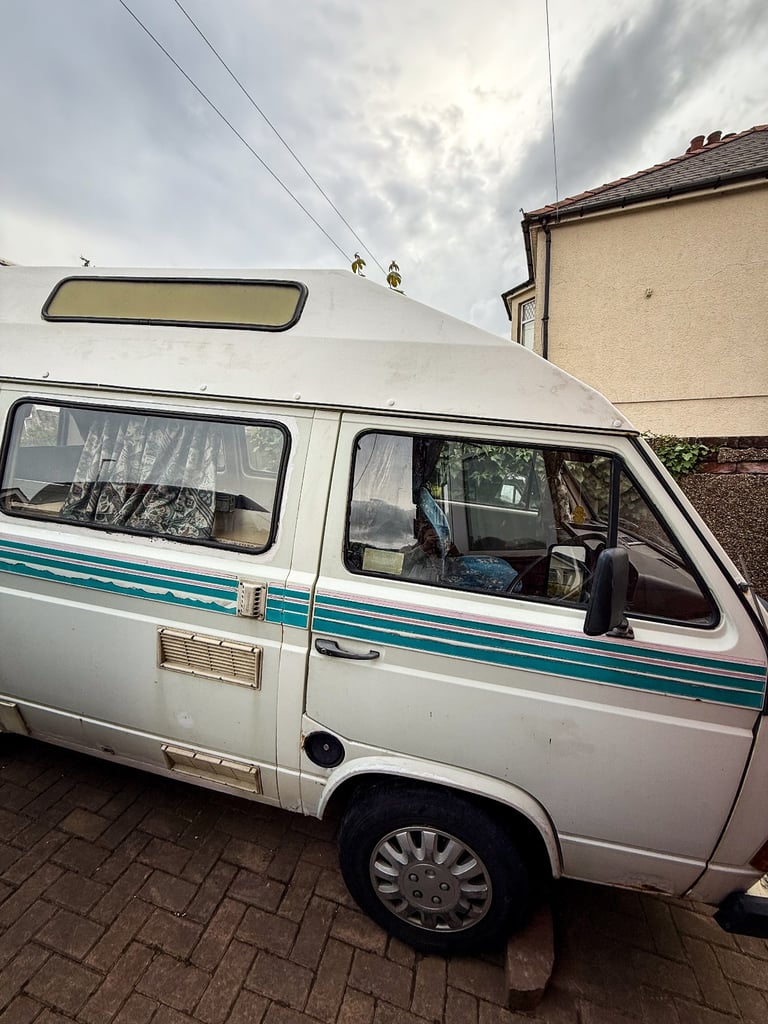 Volkswagen Camper Van T25 Transporter 1987