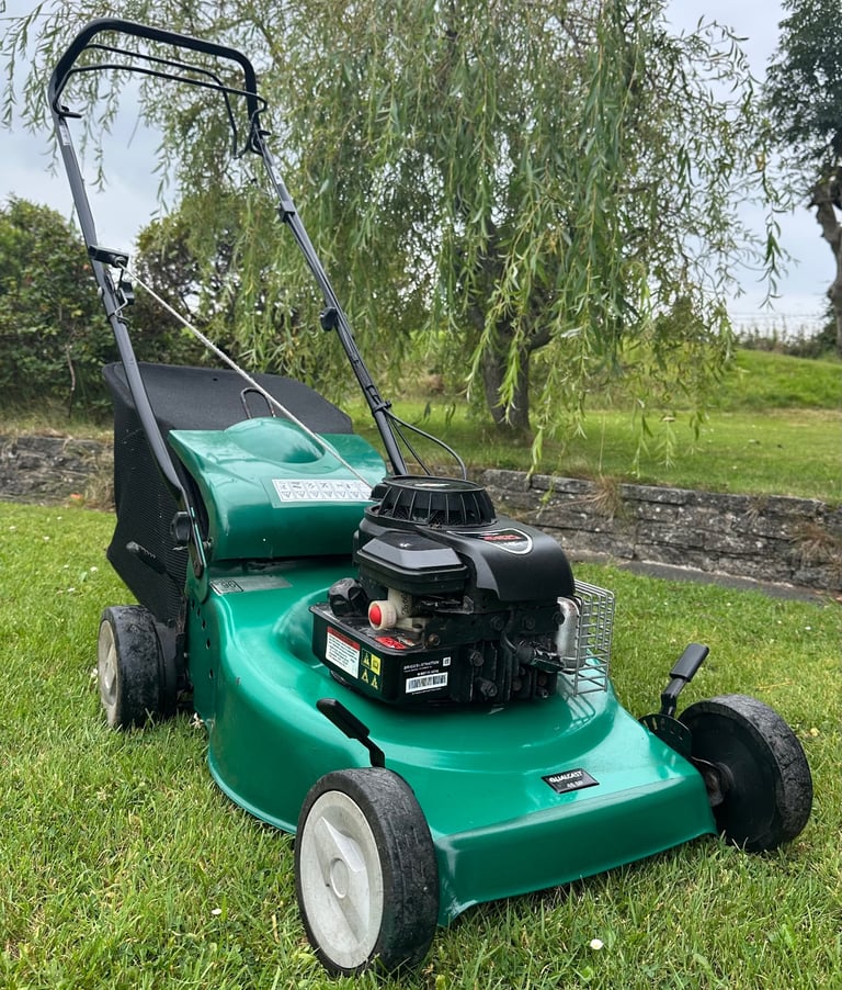 Qualcast 18”cut Selfdrive petrol lawnmower Briggs 450 Series easy start engine mower serviced 