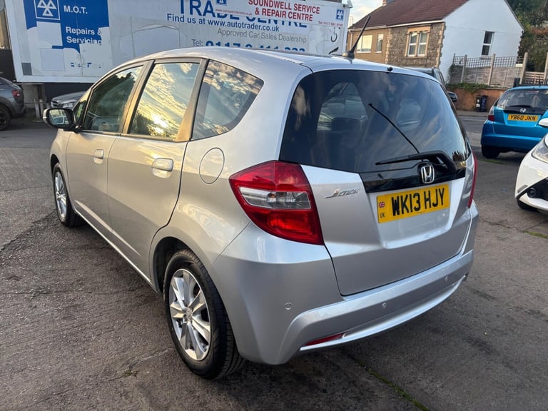 2013 Honda Jazz 1.4 i-VTEC ES Euro 5 5dr HATCHBACK Petrol Manual