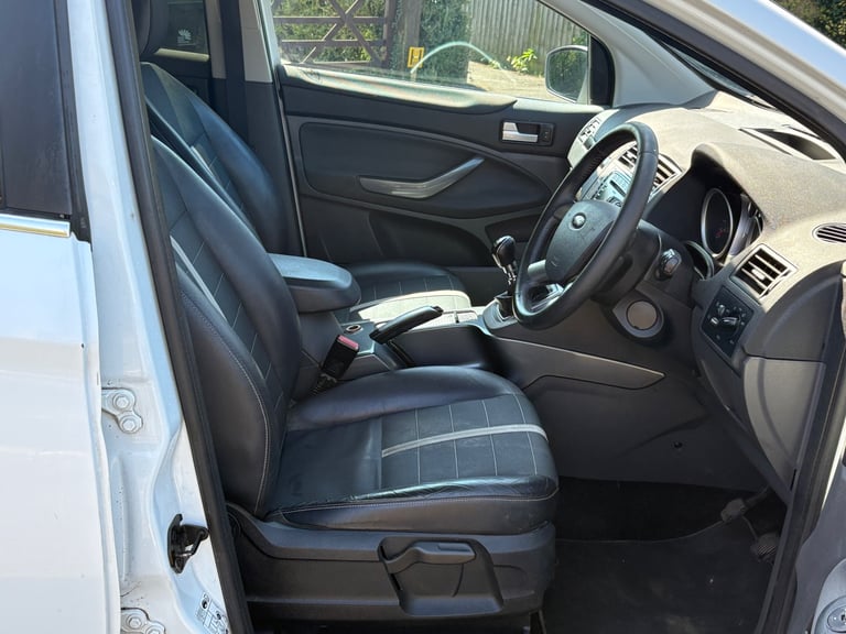 Ford, KUGA, Estate, 2010, Manual, 1997 (cc), 5 doors