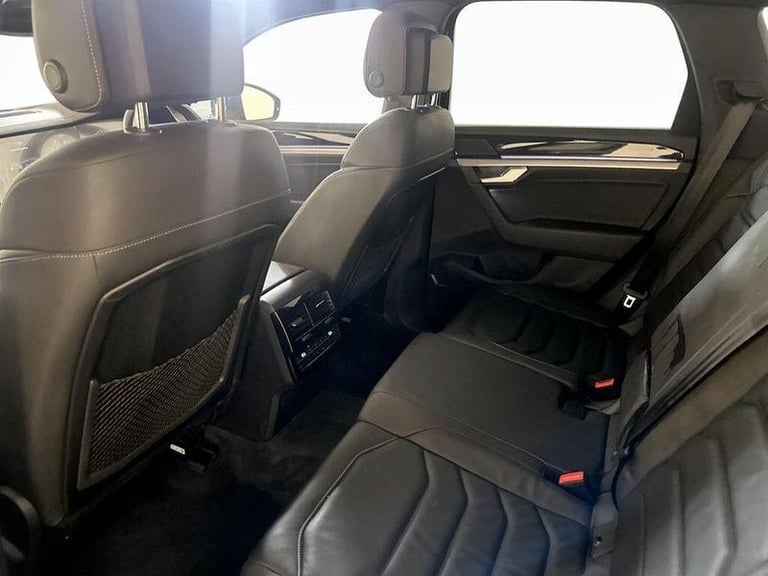 2021 Volkswagen Touareg 3.0 TSI V6 Black Edition Tiptronic 4Motion Euro 6 (s/s) 5dr Automatic SUV...
