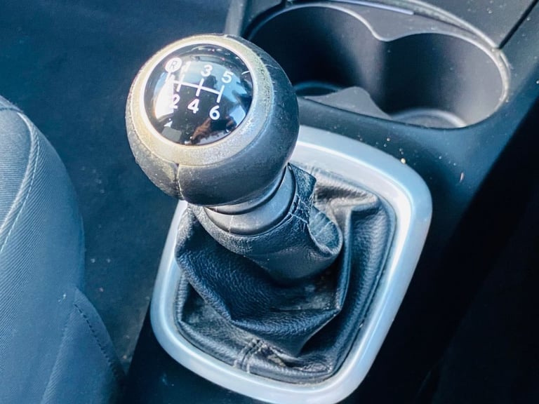 2018 Toyota Yaris 1.5 VVT-i Icon Tech Hatchback 5dr Petrol Manual Euro 6 (111 ps) Hatchback Petro...