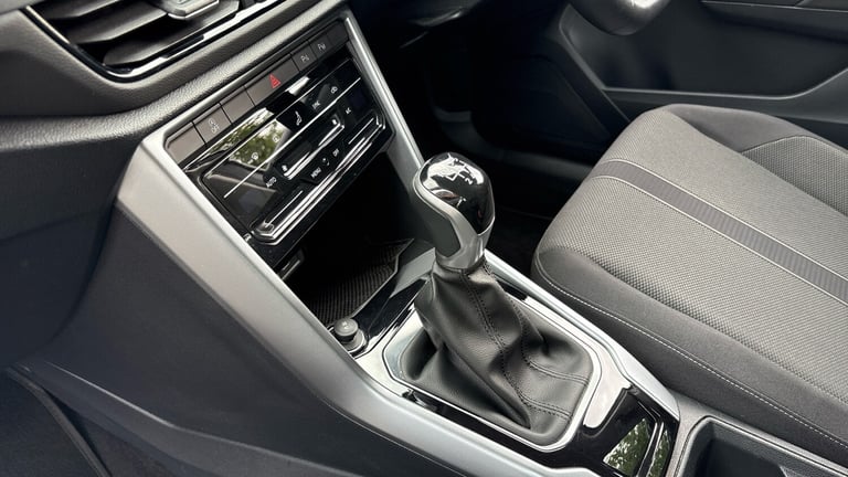 2022 Volkswagen T-Roc 1.0 TSI Life 5dr HATCHBACK PETROL Manual