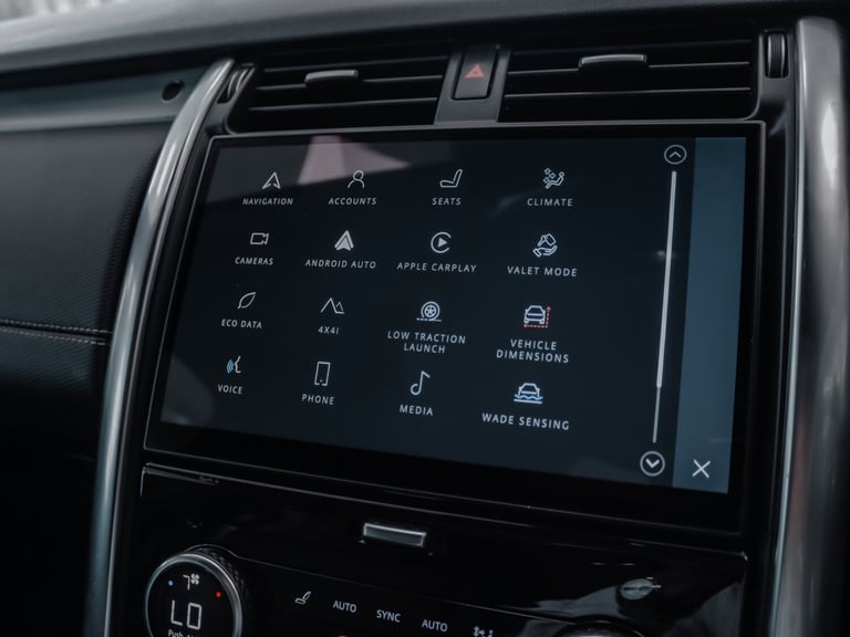 2021 Land Rover Discovery 3.0 D300 R-Dynamic HSE 5dr Auto ESTATE DIESEL Automatic