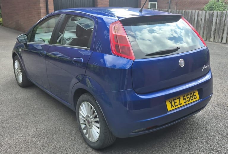 2009 Fiat Grande Punto GP - rare higher spec model - 1 previous owner + Low Miles- 1.4 Petrol Manual