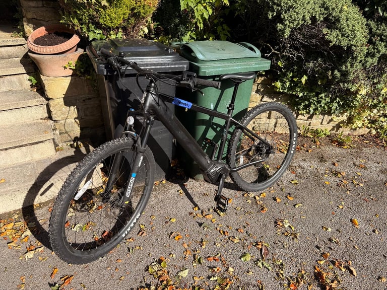 image for Voodoo Mambo-E Electric Trekking Bike (Size M)