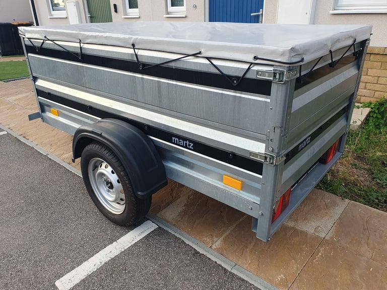Martz Trailer with extended sides and cover 