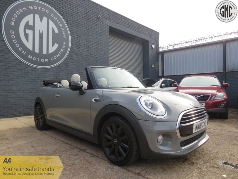 MINI CONVERTIBLE 1.5 Cooper Convertible F.S.H Low Miles 9000 in Spec! 2018