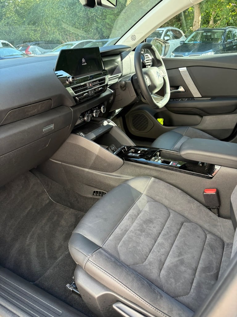 2024 Citroën ë-C4 – White | Only 842 Miles | Heated Leather Seats | Like New