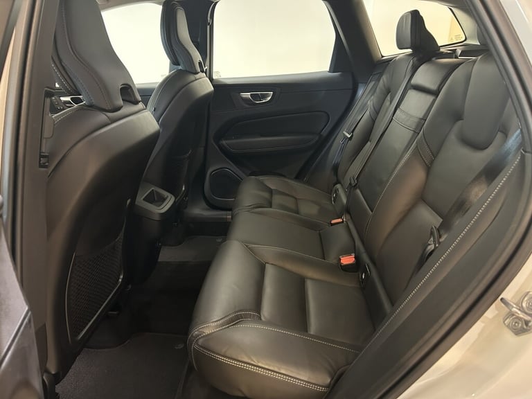 2021 Volvo XC60 2.0 B5P [250] Inscription Pro 5dr Geartronic ESTATE PETROL Automatic