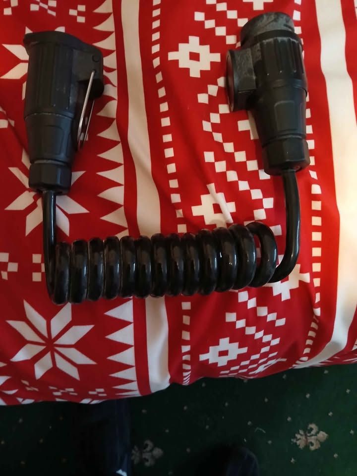 image for caravan to car extension lead