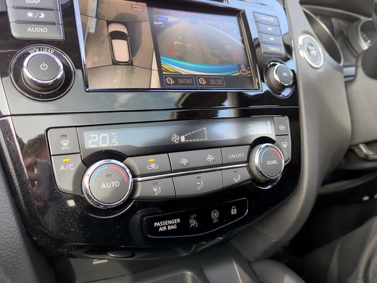 2019 Nissan Qashqai 1.3 DIG-T Tekna DCT Auto Euro 6 (s/s) 5dr HATCHBACK Petrol Automatic
