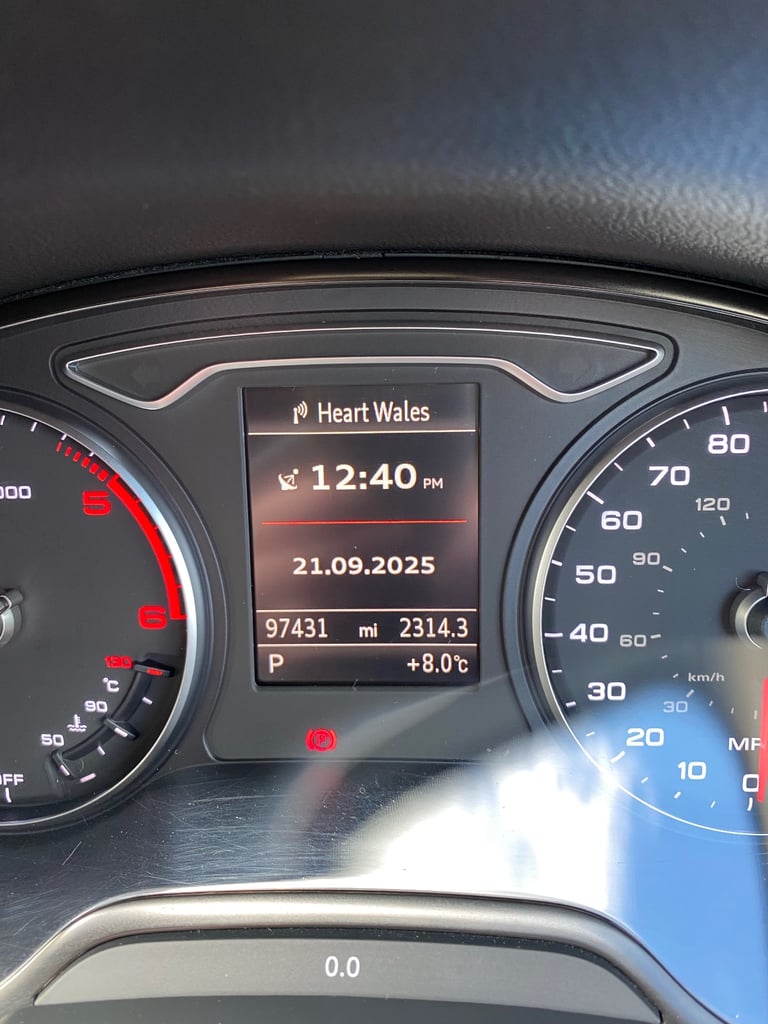 Audi, A3, Saloon, 2016, Semi-Auto, 1968 (cc), 4 doors