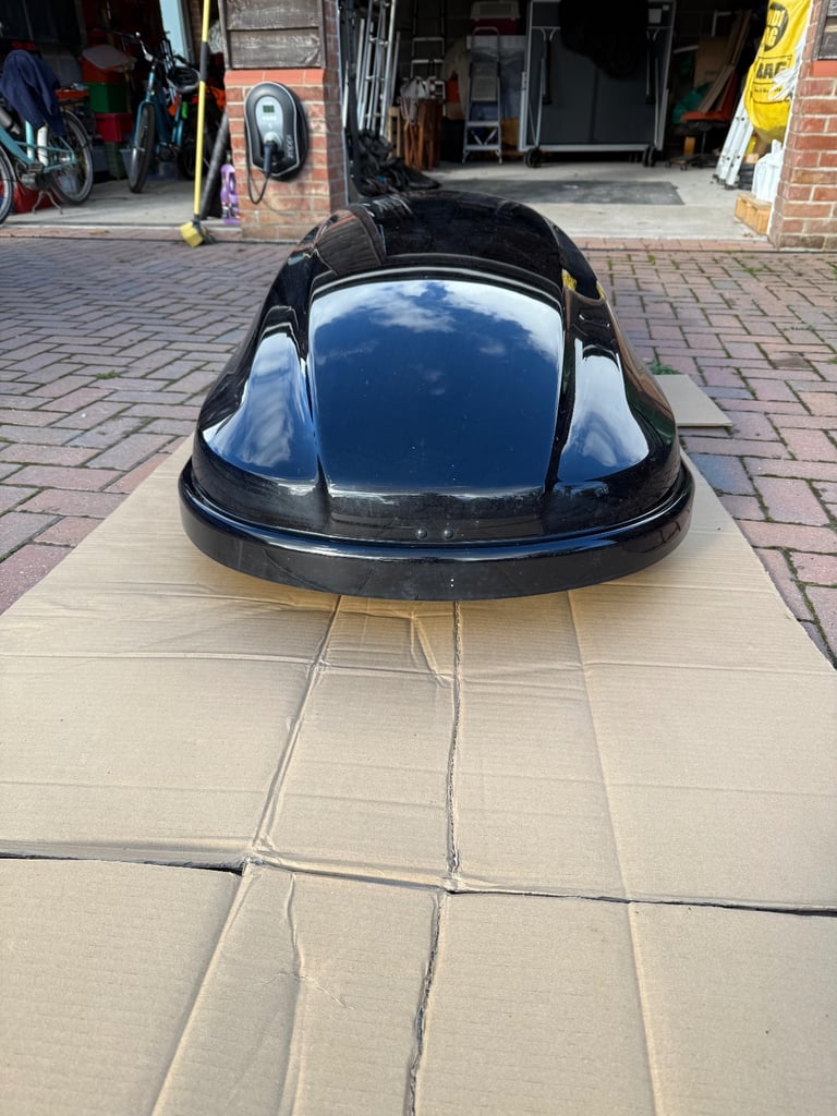 Roof Box and Bars - good condition