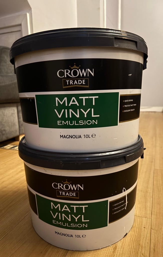 Crown Trade Matt Vinyl Emulsion Magnolia 10L x 2