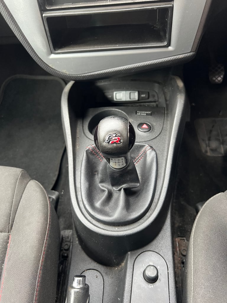 Seat, LEON, Hatchback, 2009, Manual, 1968 (cc), 5 doors