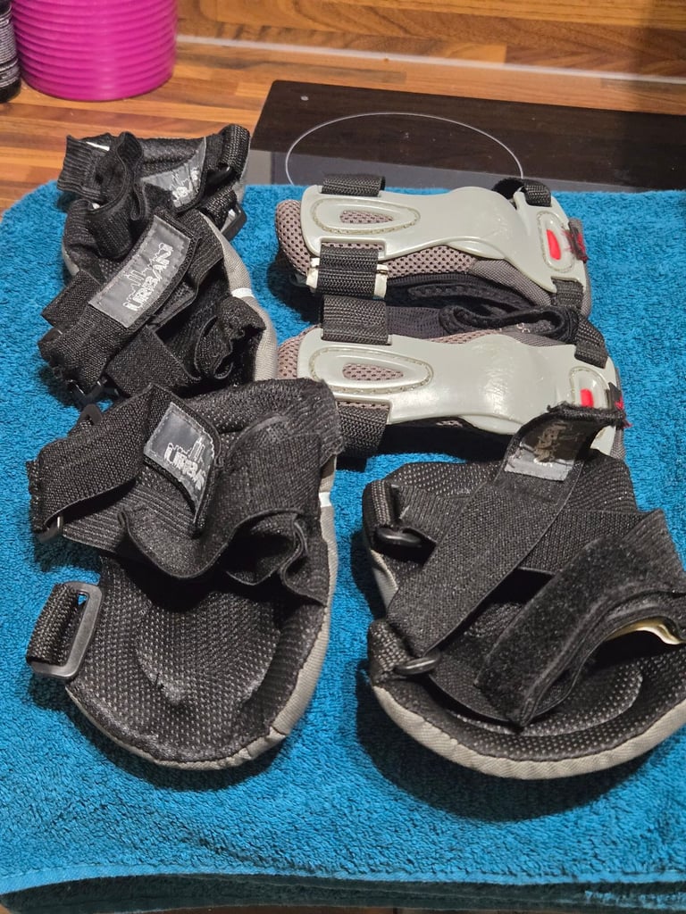 Decathlon UK6 Black Grey Inline Skates with Lemonade Bag and Protection Gear