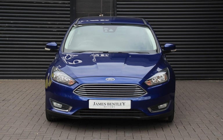 FORD FOCUS 1.6 TDCi Titanium Euro 5 (s/s) 5dr 2015