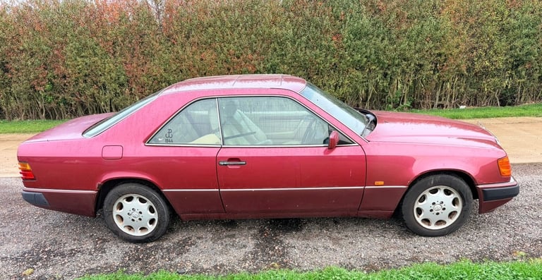 1993 Mercedes-Benz C Class 220 CE 2dr Auto / SPARES OR REPAIRS /  SALOON Petrol Automatic