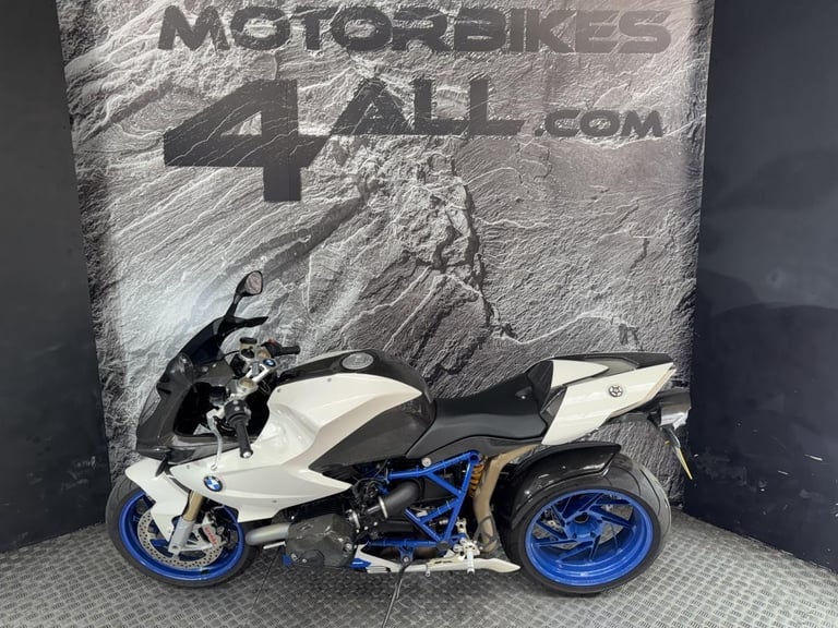 BMW HP2 SPORT 2010