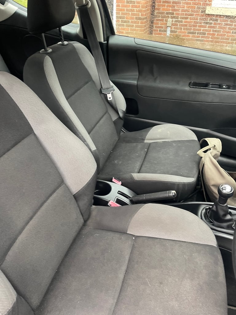 Peugeot, 207, Hatchback, 2008, Manual, 1398 (cc), 3 doors
