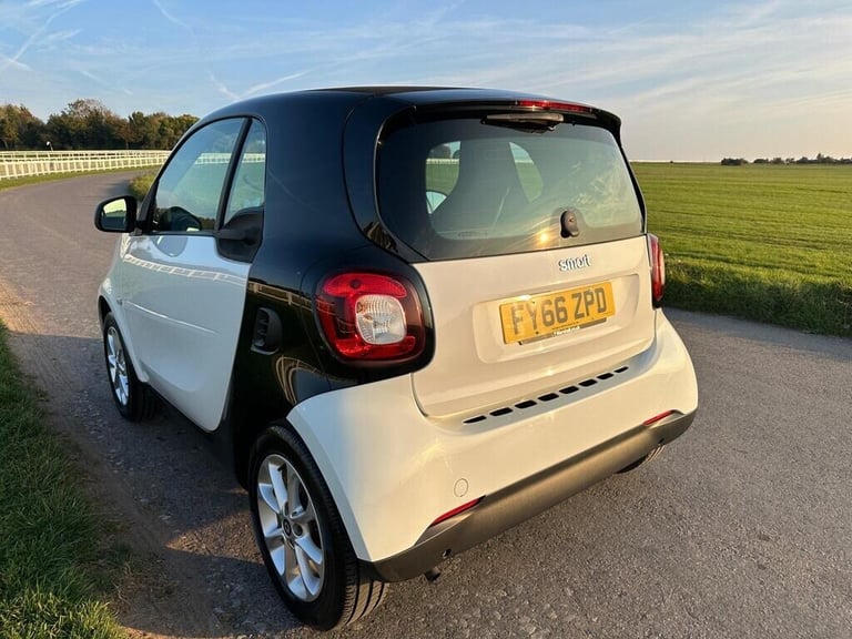 2016 smart fortwo 1.0 Passion 2dr Auto COUPE Petrol Automatic