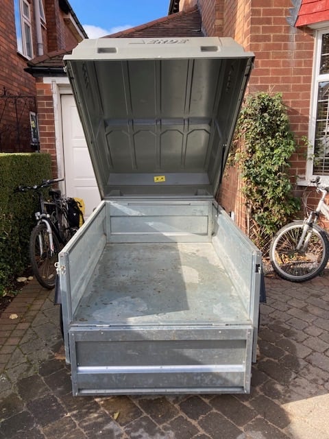Erde 143 Hardtop car trailer