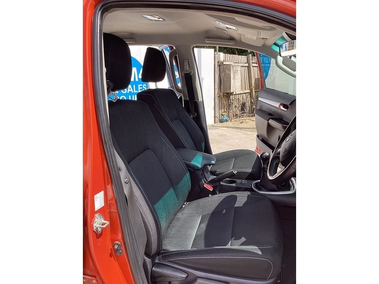 2022 Toyota Hilux D-4D Icon 4X4 D/C A/C Euro 6 Pickup Diesel Manual