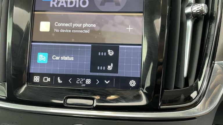 2024 Volvo V90 Ultra T8 AWD Plug-in hybrid Electric/Petrol Dark Automatic Estate Petrol Automatic