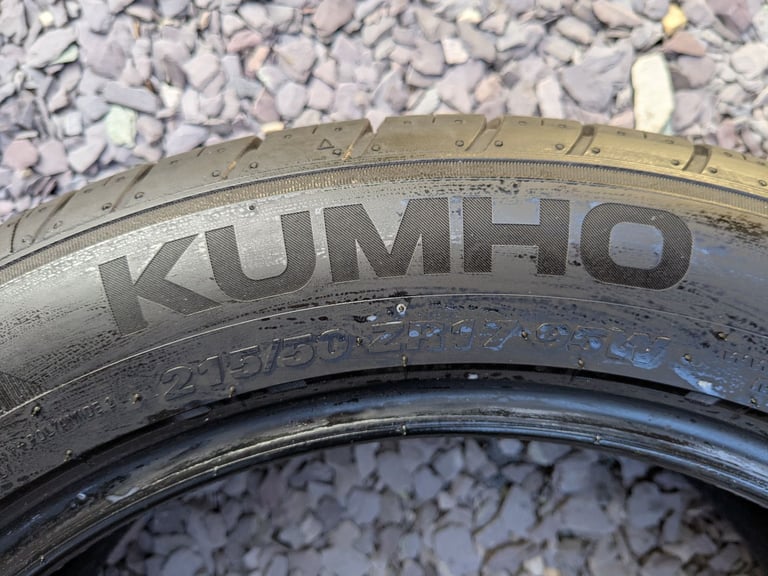 4 X 215/50 ZR17 95W XL Kumho Ecsta HS52 TYRES *A* WET (used but nearly new): £150 (RRP £320 Approx)