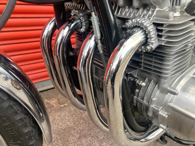 KAWASAKI Z900 A4,1976 45,000 MILES,GENUINE EXHAUST SYSTEM