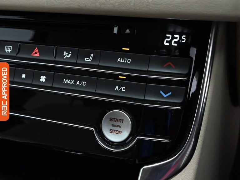 2020 Jaguar XF 2.0d Portfolio Sportbrake 5dr Diesel Auto Euro 6 (s/s) (180 ps) Estate DIESEL Auto...