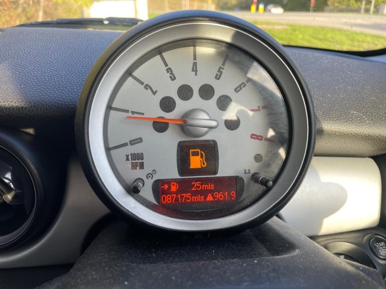 MINI COOPER 1.6 2008 REG ON CHERISHED PLATES 3 DOOR MOT JANUARY 27TH 2026 LOW INSURANCE 50+MPG