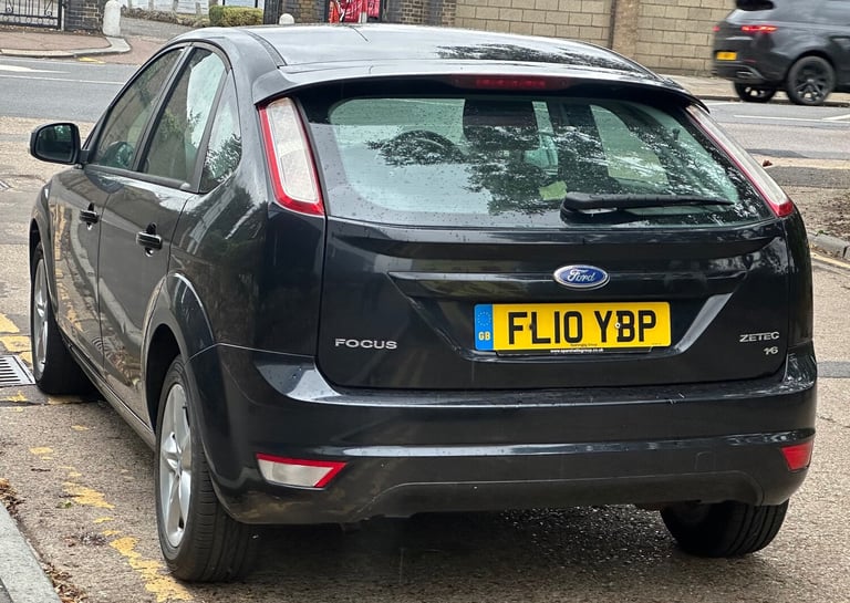 2010 Ford Focus 1.6 Zetec 5dr HATCHBACK Petrol Manual
