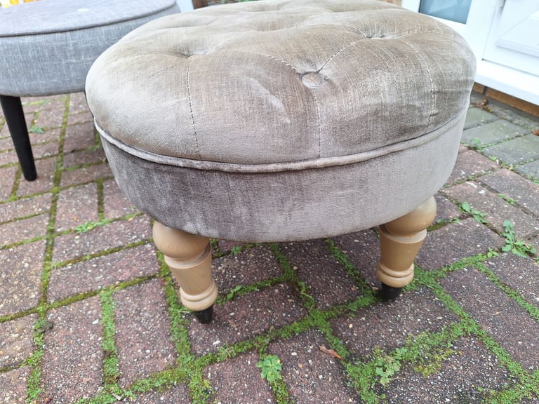 Foot stool 